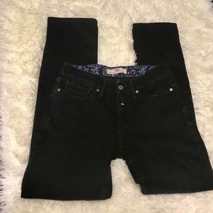 Levi’s black jeans size 4M Excellent condition